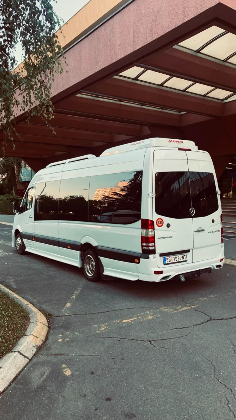 iznajmljivanje minibusa