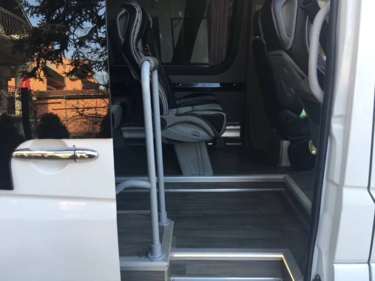 najam minibusa beograd